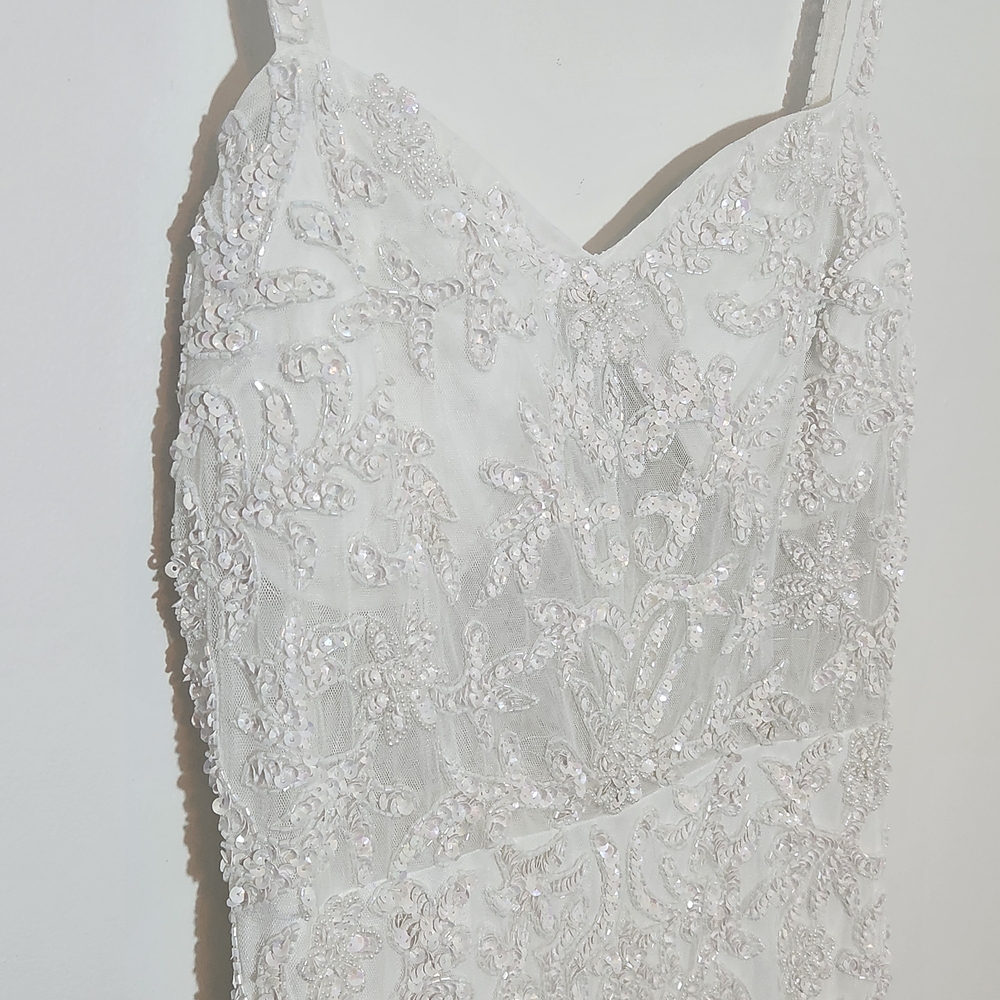 Lulus White Beaded Mermaid Wedding Dress with Sequins NWT Size Large - Picture 7 of 12